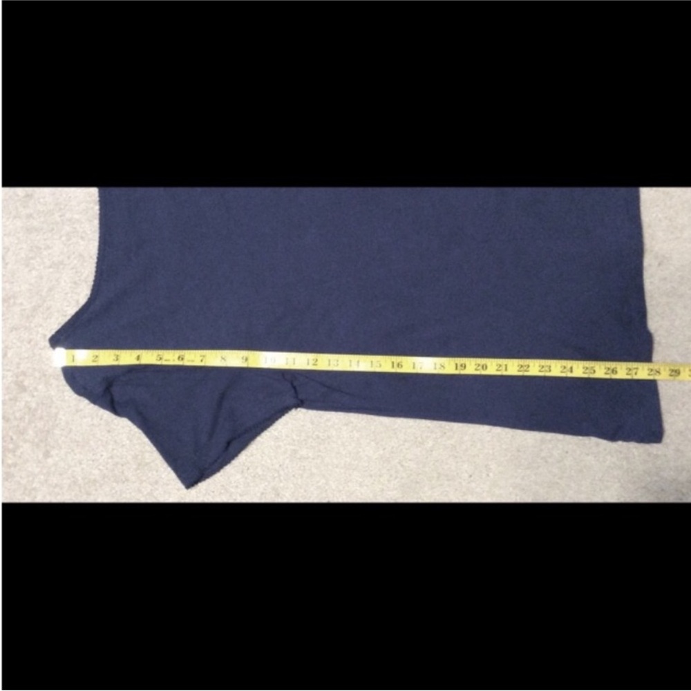 OSCAR DE LA RENTA Navy Blue Short Sleeve TEE Size Medium - Picture 7 of 10